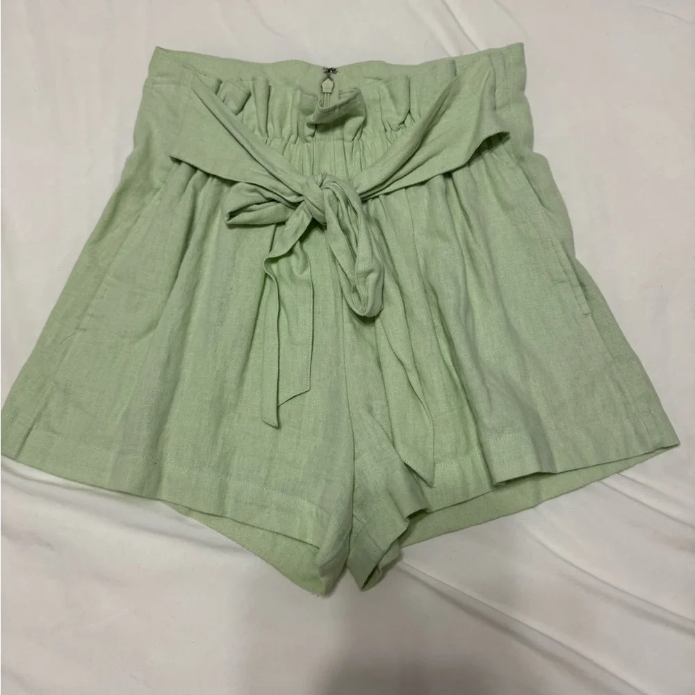 Abercrombie Linen Paper-Bag Shorts - Picture 1 of 3